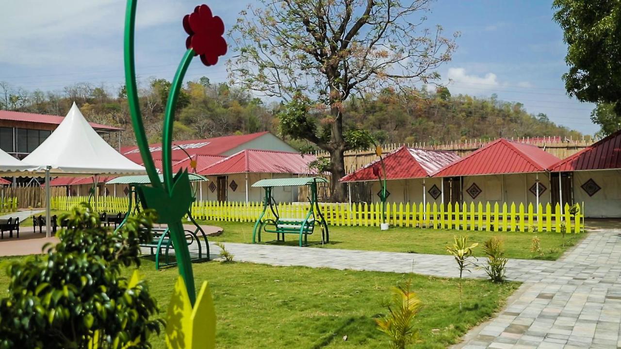 Praveg Tent City Narmada, Statue Of Unity Kevadia Exterior foto